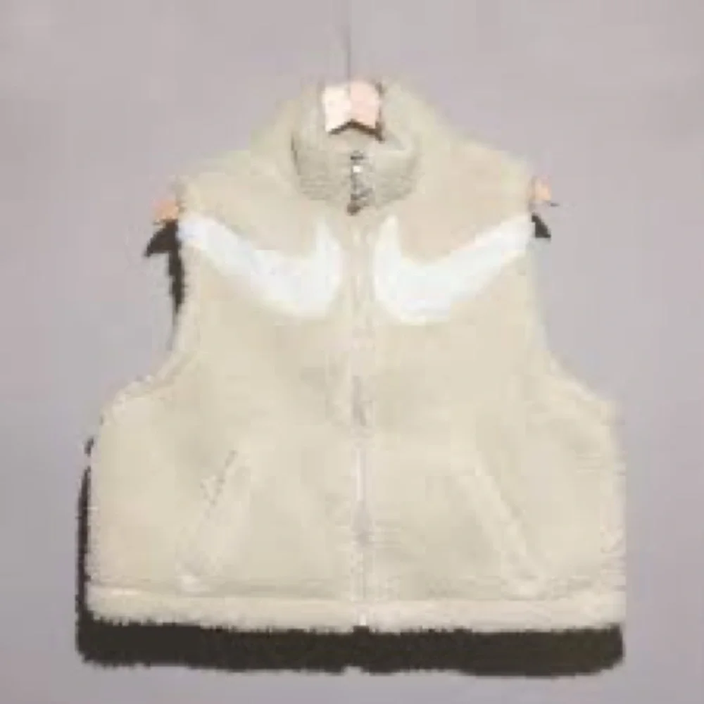 NIKE Swoosh Fleece Sherpa Vest